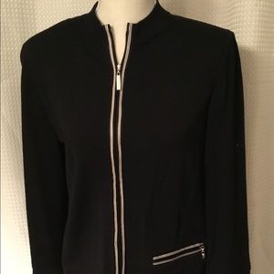 🖤St John Knit Black Pinstriped P/S Track Suit🖤